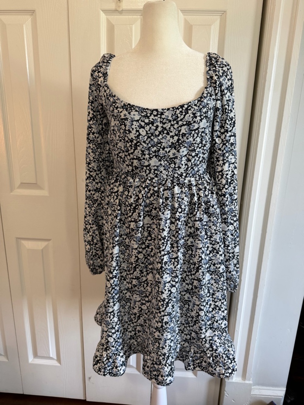 Abercrombie & Fitch Cottagecore Squareneck Long Sleeve Floral Dress Medium(Tall)
